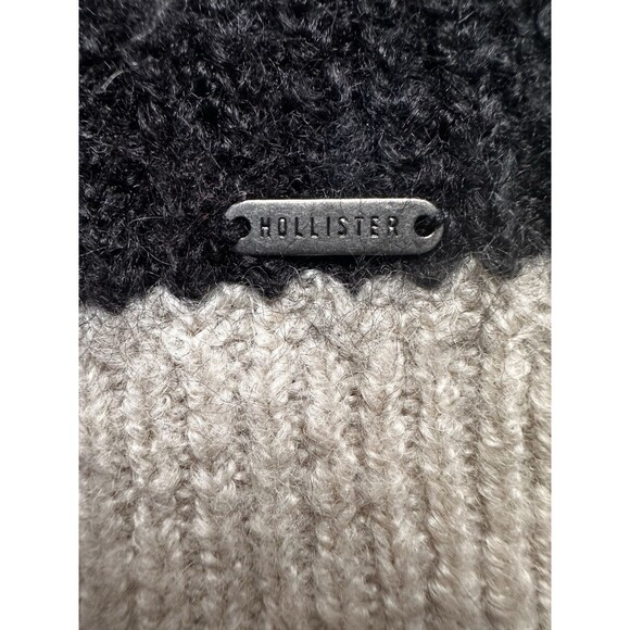 Hollister Striped Turtleneck Sweater Women’s XS Black And Cream Knit - Picture 7 of 7